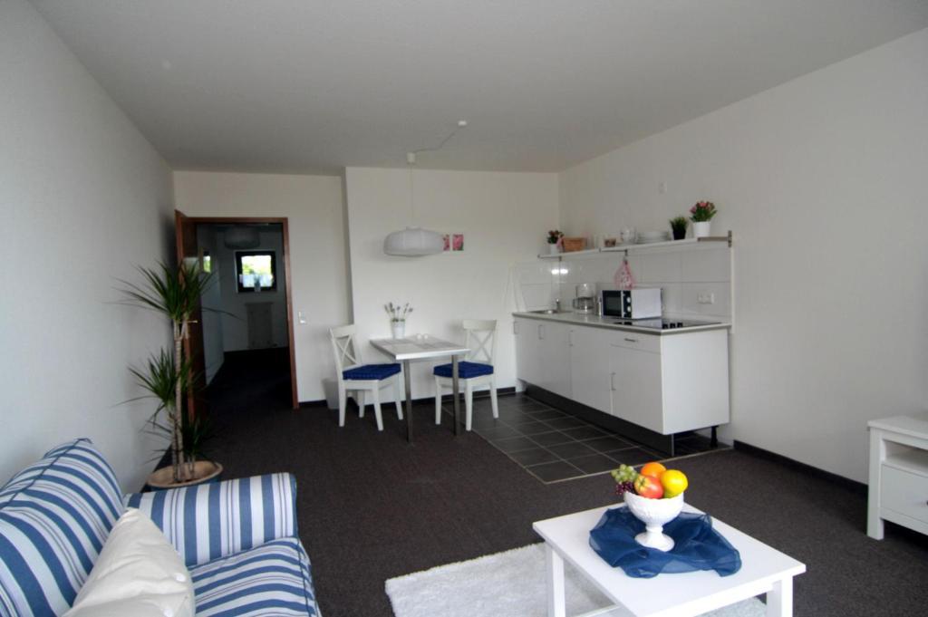 Kastanienhof Apartment Hotel Dannenfels Bagian luar foto