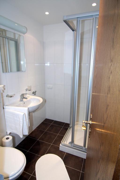 Kastanienhof Apartment Hotel Dannenfels Bagian luar foto